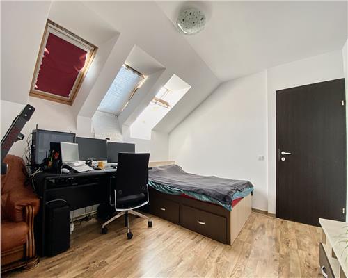 Apartament 4 camere, 2 bai, parcare, Buna Ziua