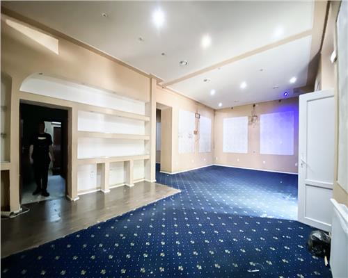 Spatiu comercial 100 mp, Vad stradal, Str. Horea, Vitrina la strada, Parter