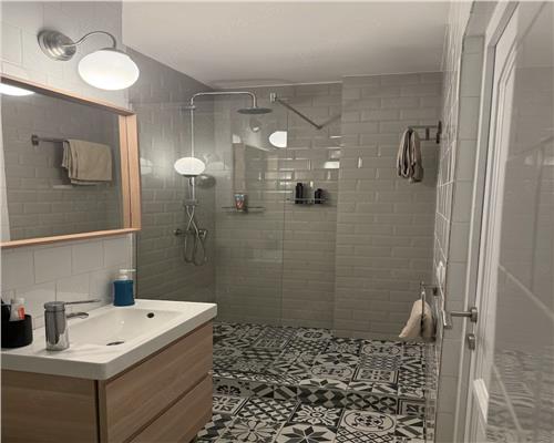 Apartament cu 3 camere, S65mp, et 8/10, Manastur, zona Big
