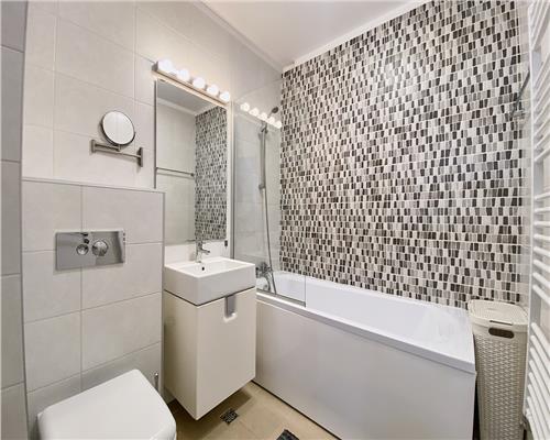 Apartament 2 camere, decomandat,  2 balcoane, Sophia Residence.
