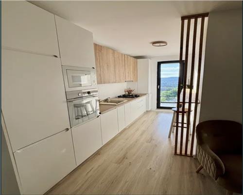 Apartament 3 camere, bloc nou, parcare inclusă, Frunzișului.