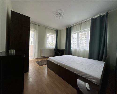 Apartament 3 camere, bloc nou, parcare, zona Semicentrală.