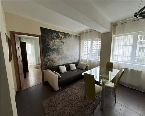 Apartament 3 camere, bloc nou, parcare, zona Semicentrală.