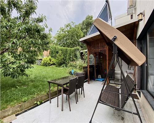 Duplex premium cu 4 camere, sistem fotovoltaic 8,7 kW si 300 mp teren ,White House, Floresti