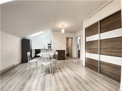 Apartament 3 camere, 2 dormitoare, bloc nou, parcare,  str. Colinei
