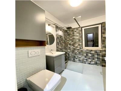 Apartament 3 camere, S 68 mp + parcare, zona Grand Hotel Italia.