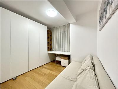 Apartament 3 camere, S 68 mp + parcare, zona Grand Hotel Italia.