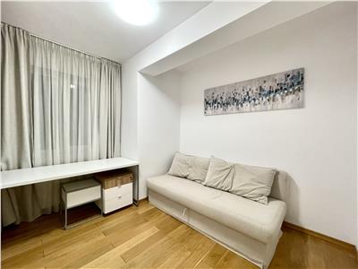 Apartament 3 camere, S 68 mp + parcare, zona Grand Hotel Italia.