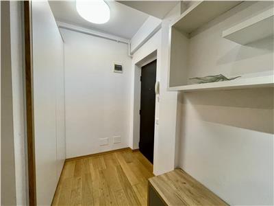 Apartament 3 camere, S 68 mp + parcare, zona Grand Hotel Italia.