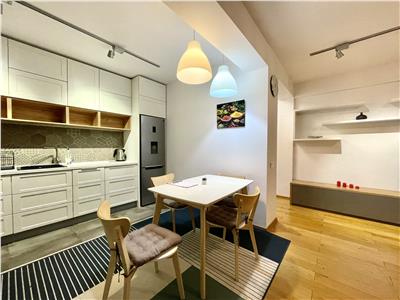 Apartament 3 camere, S 68 mp + parcare, zona Grand Hotel Italia.