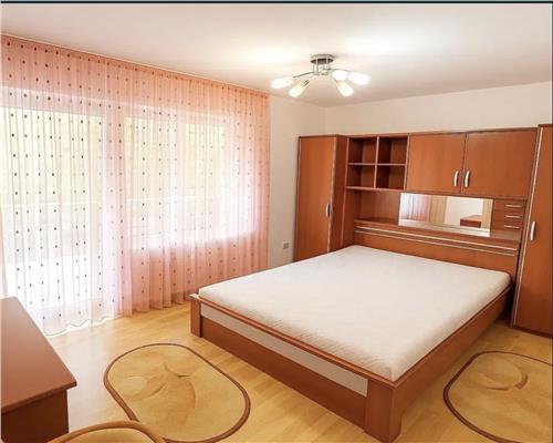 Apartament 3 camere, S 90 mp, parcare, Titulescu.