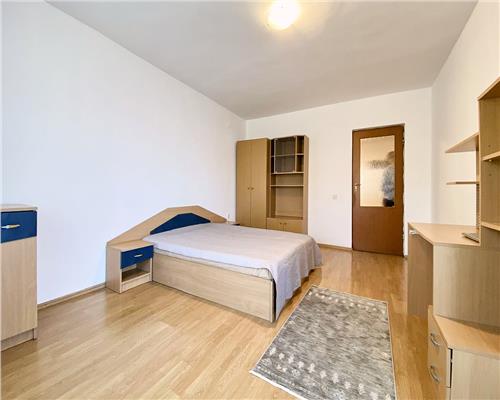 Apartament 2 camere (2 dormitoare) în Zorilor, lângă UMF, cu parcare