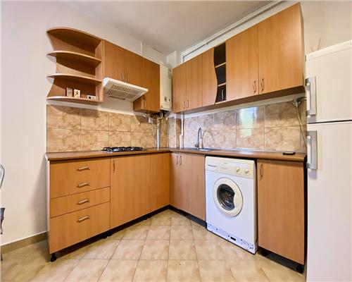 Apartament 2 camere (2 dormitoare) în Zorilor, lângă UMF, cu parcare
