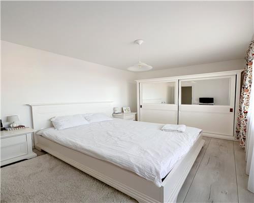 Apartament LUX cu 2 camere, 62 mp, 2 balcoane si parcare subterana, Buna Ziua