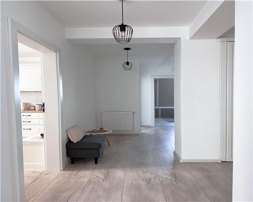 Apartament LUX cu 2 camere, 62 mp, 2 balcoane si parcare subterana, Buna Ziua