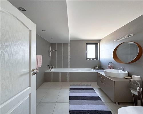 Apartament LUX cu 2 camere, 62 mp, 2 balcoane si parcare subterana, Buna Ziua