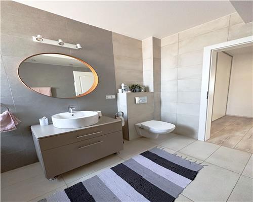 Apartament LUX cu 2 camere, 62 mp, 2 balcoane si parcare subterana, Buna Ziua