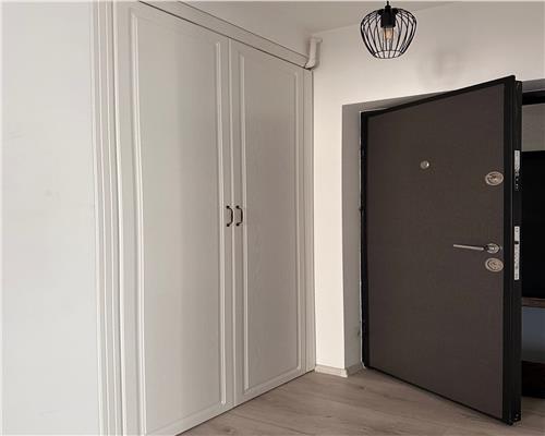 Apartament LUX cu 2 camere, 62 mp, 2 balcoane si parcare subterana, Buna Ziua