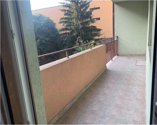 Apartament 2 camere, decomandat, parcare, Horea.
