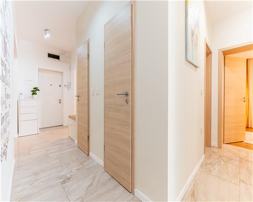 Apartament de LUX cu 4 camere, S120 mp, Parcul Rozelor,  Loc de parcare inclus