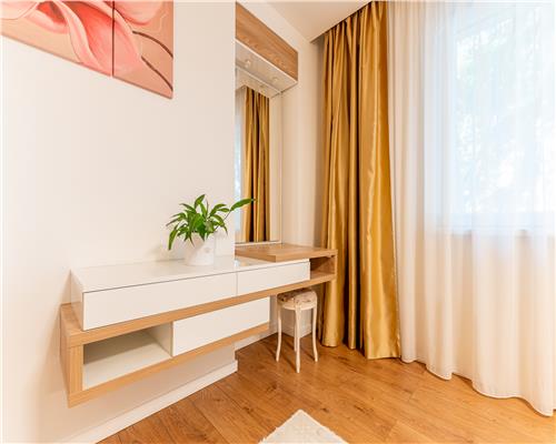 Apartament de LUX cu 4 camere, S120 mp, Parcul Rozelor,  Loc de parcare inclus