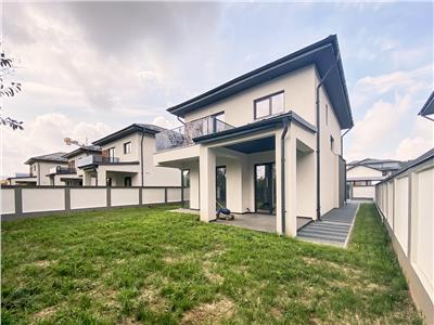 Casa individuala moderna, 4 camere, 120 mp + 450 mp teren, garaj,  Sannicoara,