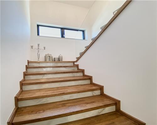 Casa individuala moderna, 4 camere, 120 mp + 450 mp teren, garaj,  Sannicoara,