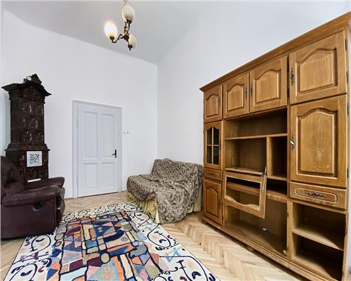 Apartament 4 camere in vila, S110 mp, 2 bai + parcare, Gruia,  str. Mecanicilor