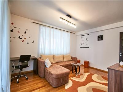 Apartament 2 camere DECOMANDAT, 54 mp + 16mp Terasa, 1/3, aproape de Grand Hotel Italia, zona Buna Ziua