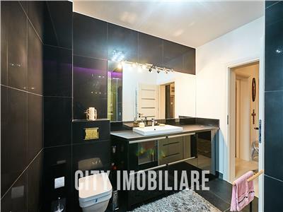 Apartament 3 camere LUX, S100 mp+103 terasa, Andrei Muresanu