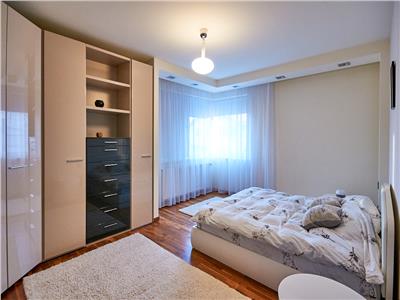 Apartament 3 camere, 92 mp, LUX, cu garaj subteran, Andrei Muresanu