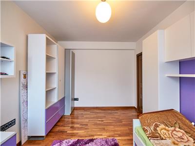 Apartament 3 camere, 92 mp, LUX, cu garaj subteran, Andrei Muresanu