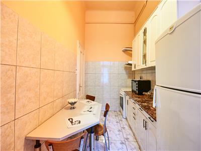 Apartament 4 camere, str. Universitatii, zona Ultracentrala