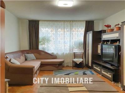 Apartament 2 camere, semidecomandat, S 43 mp, Horea.