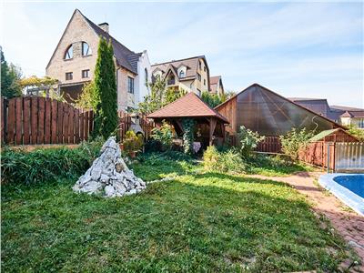 Casa individuala cu piscina Zorilor, 5 camere, 200 mp. utili, teren 540 mp.