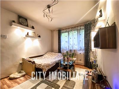 Apartament 2 camere, semidecomandat,  mobilat, utilat, Gheorghieni.