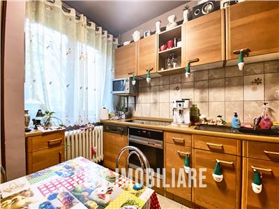 Apartament 2 camere, semidecomandat,  mobilat, utilat, Gheorghieni.