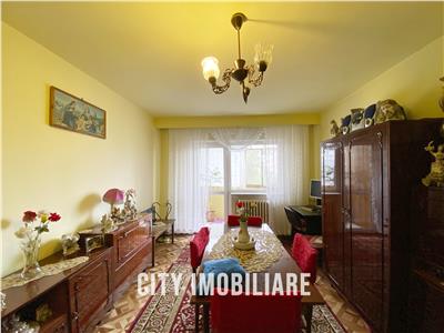 Apartament 3 camere decomandat, S65 mp+7mp balcon. Marasti